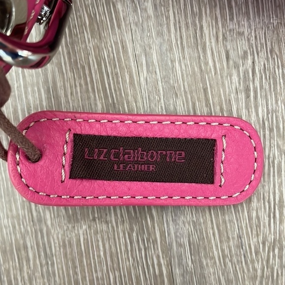 Pink Purse - Picture 4 of 9